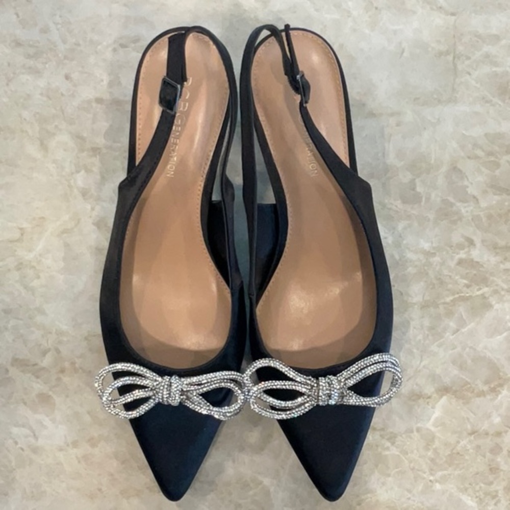Black evening shoes with beaded bow, slinging back, size 7 1/2 never been worn